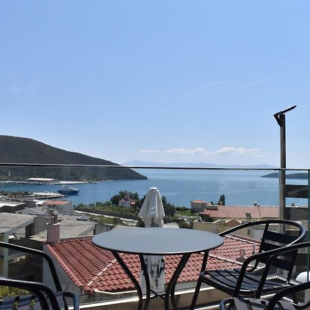 Relaxo Maisonette Elia Néa Péramos Екстериор снимка