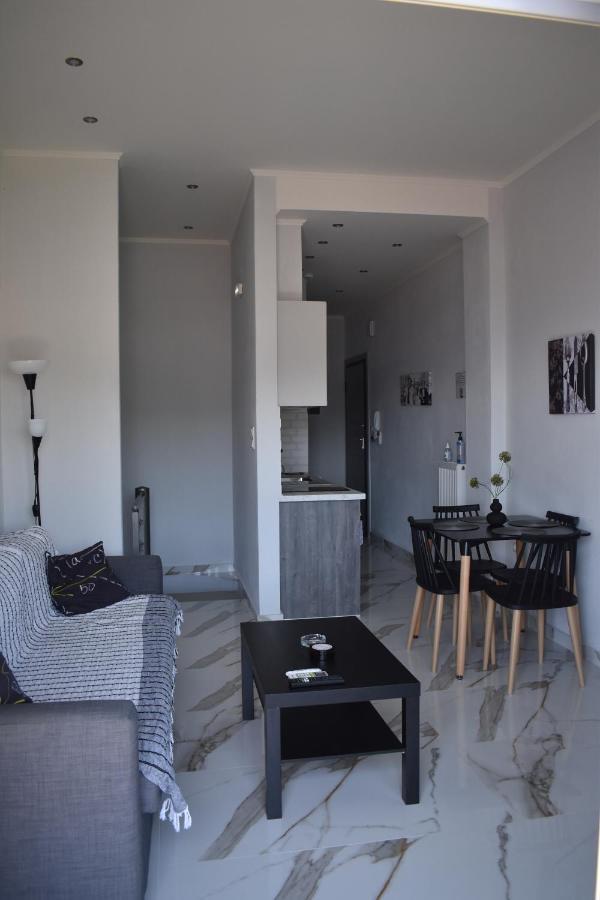 Relaxo Maisonette Elia Néa Péramos Екстериор снимка