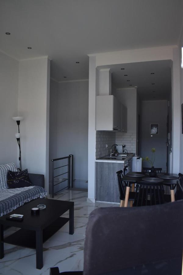 Relaxo Maisonette Elia Néa Péramos Екстериор снимка